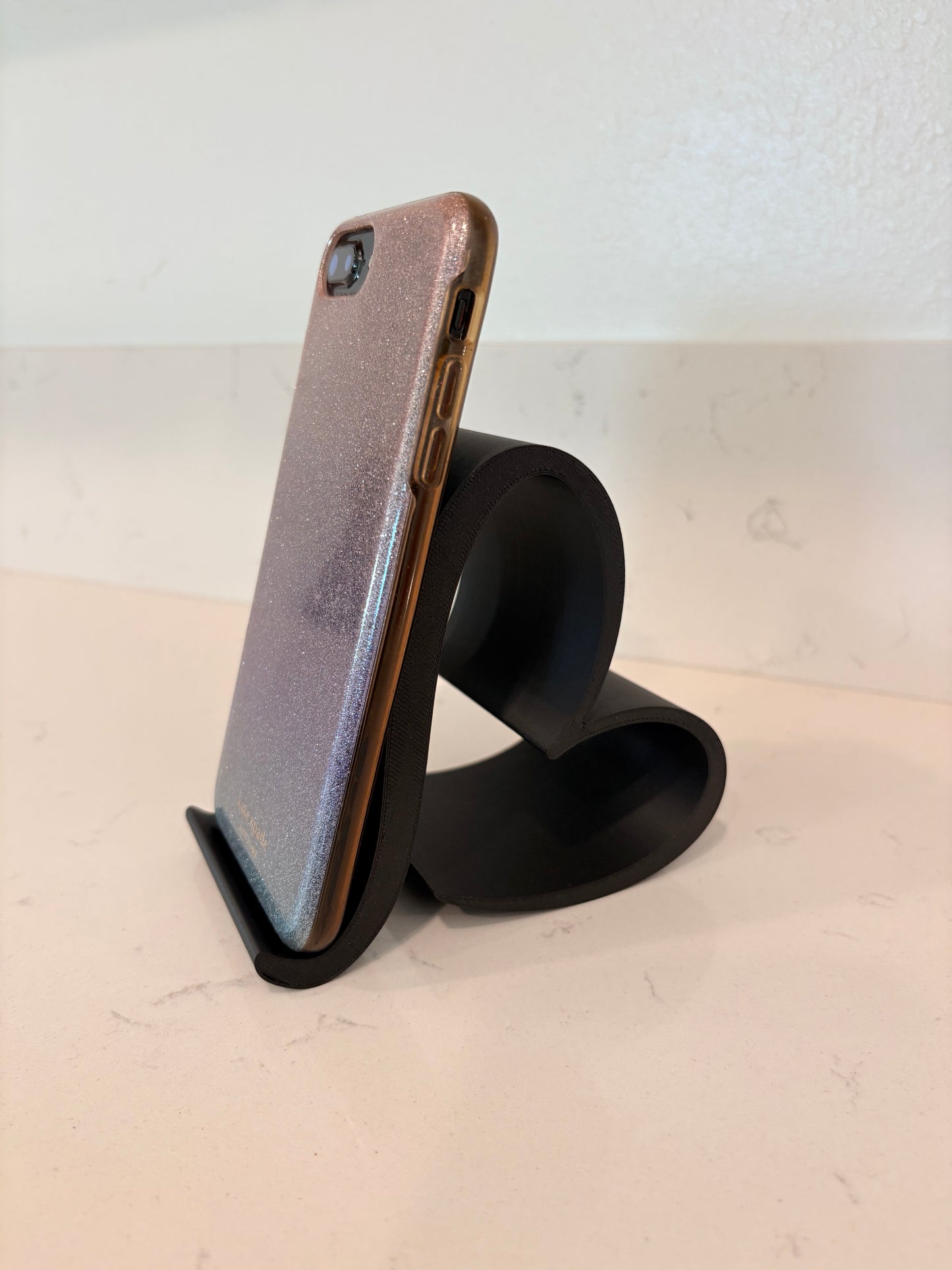 Heart phone stand